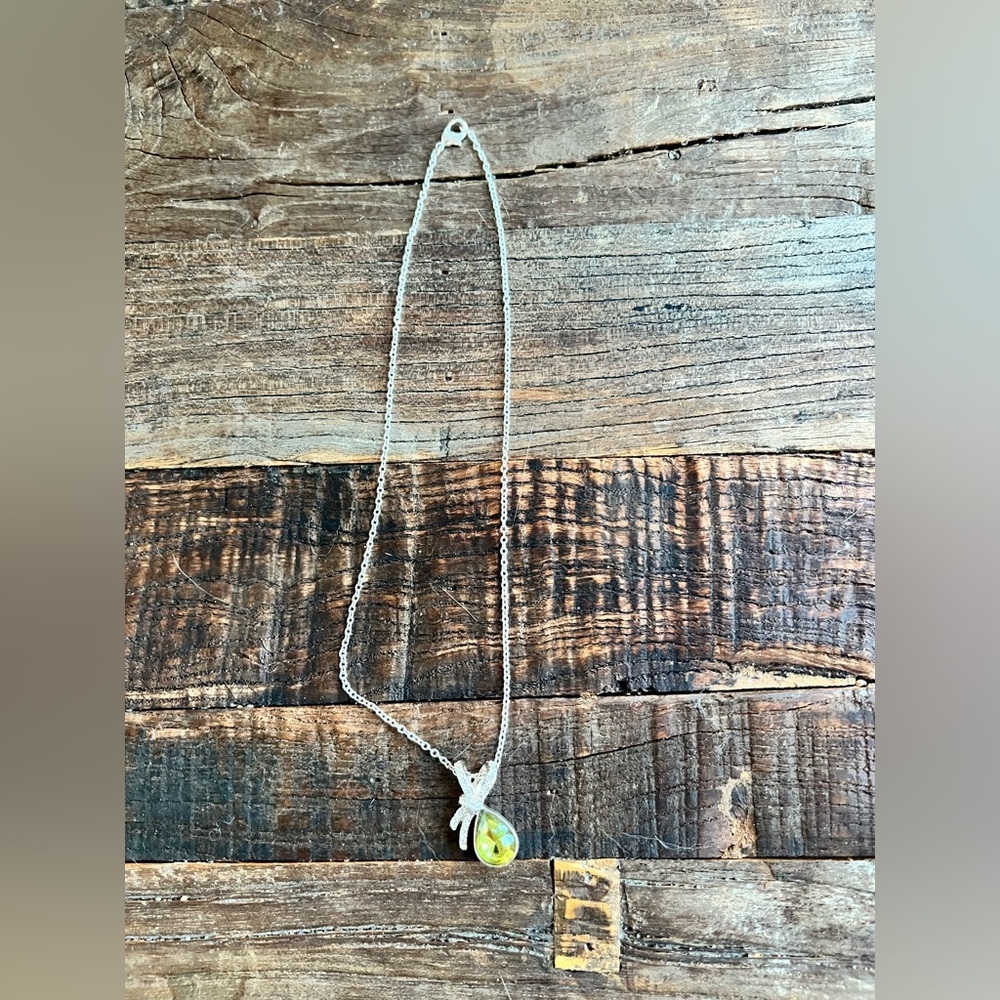 Elegant Silver Necklace with green stone Pendant